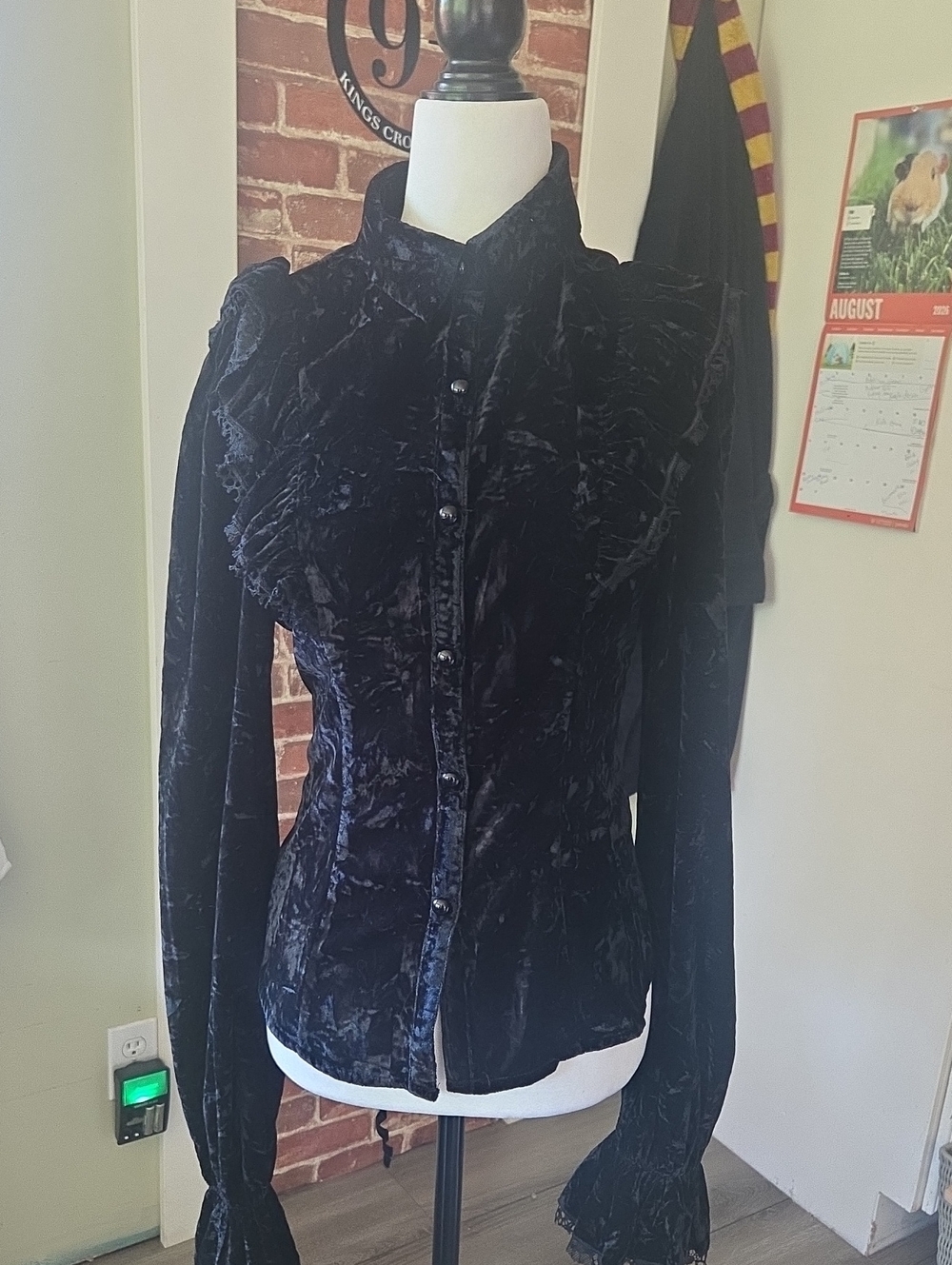 Punk Rave Velvet Top - Picture 4 of 7